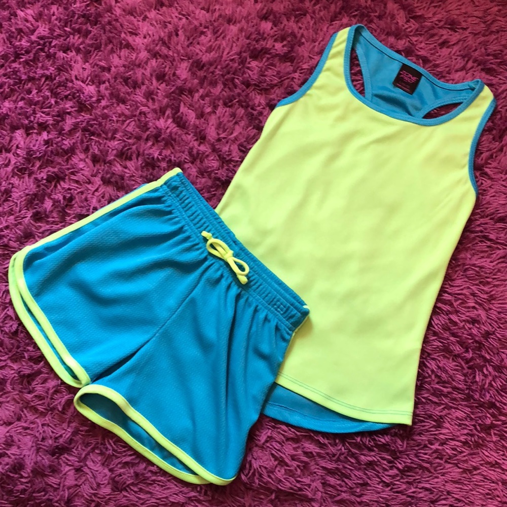Athletic outfit